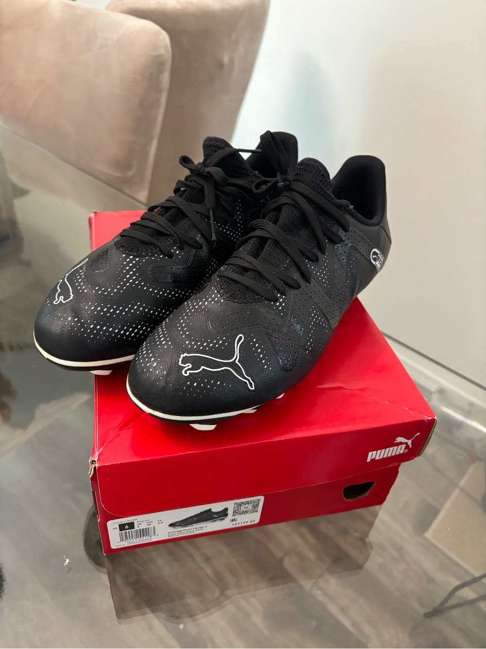 Puma Kids Black Soccer/Cleat Sneakers with White Logo US 6Y